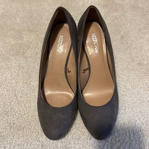 Merona grey wedges